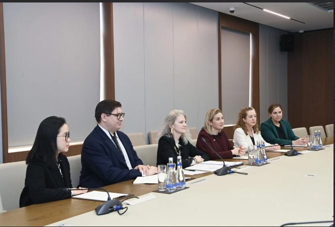 Ceyhun Bayramov ABŞ dövlət katibinin siyasi məsələlər üzrə müavini ilə görüşüb<font color=red> - FOTOLAR</font>