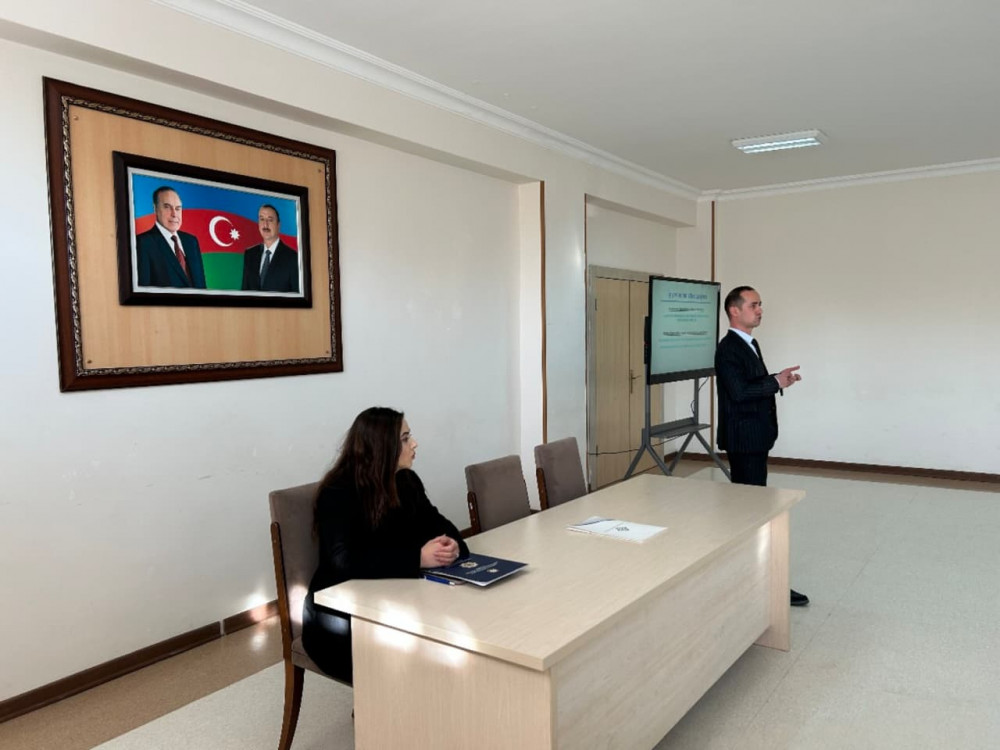 Culfa rayonunda məktəb direktorları üçün Əməyin mühafizəsi üzrə təlim keçirilib<font color=red> - FOTOLAR</font>