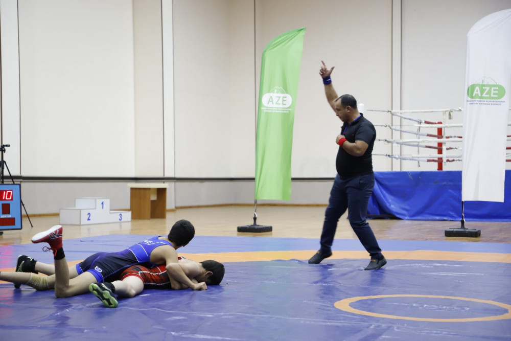 Güləşçilər arasında muxtar respublika birincililəri məlum olub <font color=red> - FOTOLAR</font>