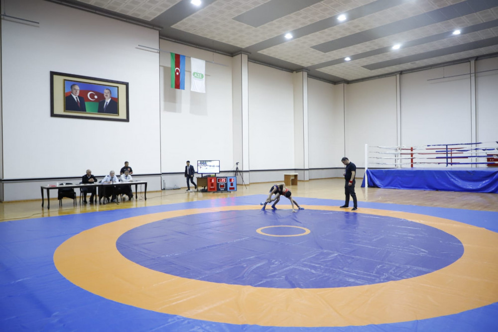 Güləşçilər arasında muxtar respublika birincililəri məlum olub <font color=red> - FOTOLAR</font>