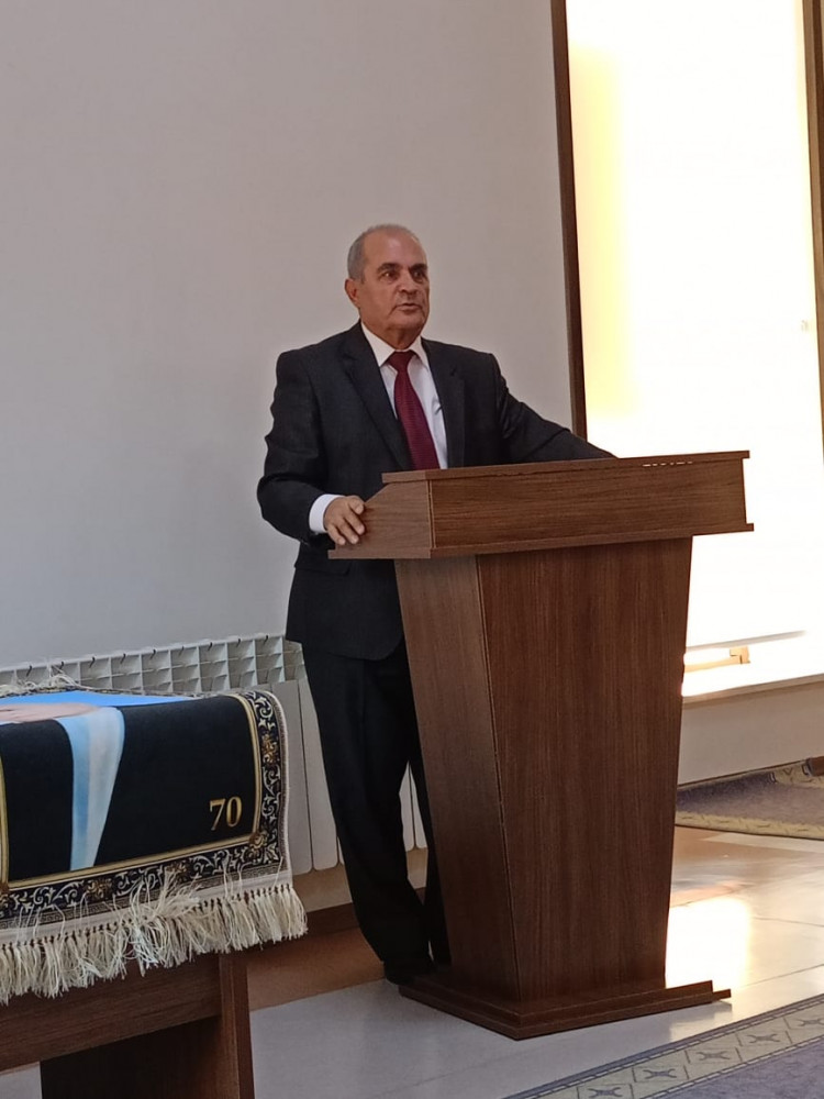 Uşaqlara yeni kitab töhfəmiz<font color=red> - FOTOLAR</font>