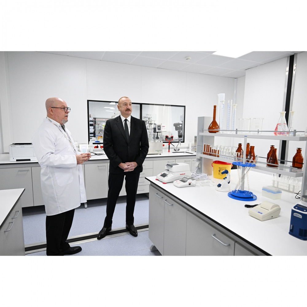 Prezident İlham Əliyev dərman preparatları istehsalı müəssisəsinin açılışında iştirak edib<font color=red> - FOTOLAR</font>