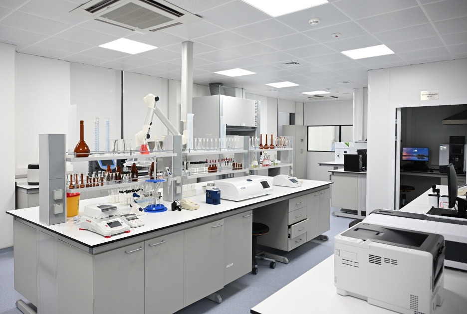 Prezident İlham Əliyev dərman preparatları istehsalı müəssisəsinin açılışında iştirak edib<font color=red> - FOTOLAR</font>