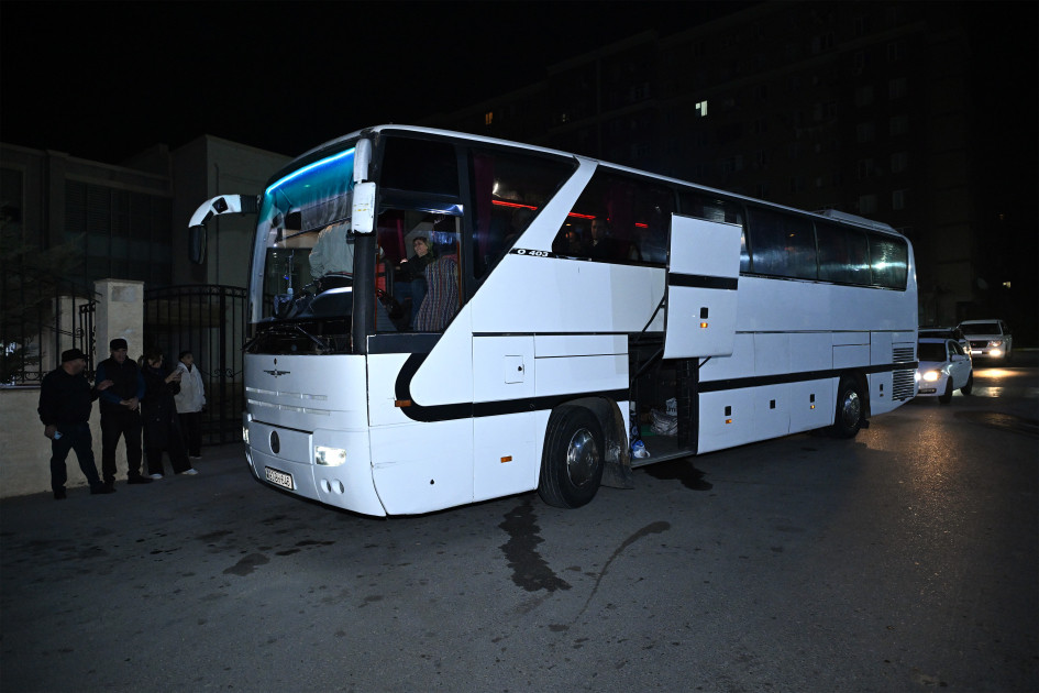 Zəngilan rayonunun Məmmədbəyli kəndinə növbəti köç karvanı yola salınıb<font color=red> - FOTOLAR</font>