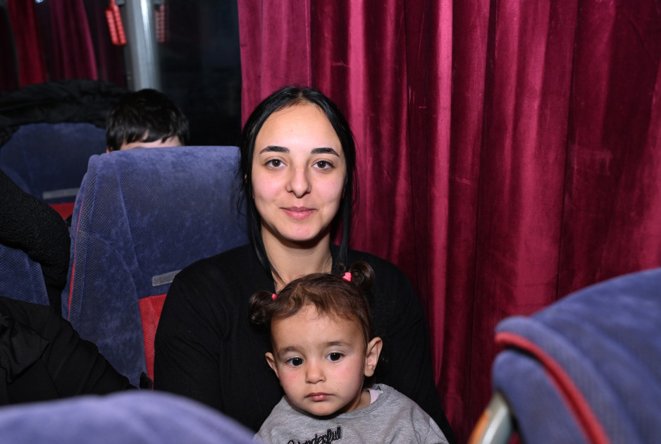 Zəngilan rayonunun Məmmədbəyli kəndinə növbəti köç karvanı yola salınıb<font color=red> - FOTOLAR</font>