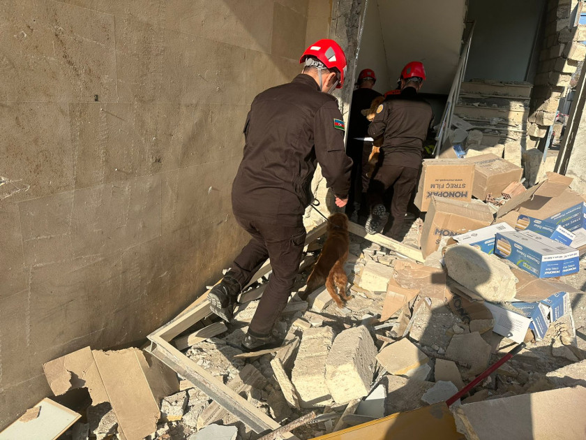 Nərimanovda baş verən partlayış nəticəsində operativ xilasetmə əməliyyatı sayəsində 7 nəfər xilas edilib<font color=red> - FOTOLAR</font>