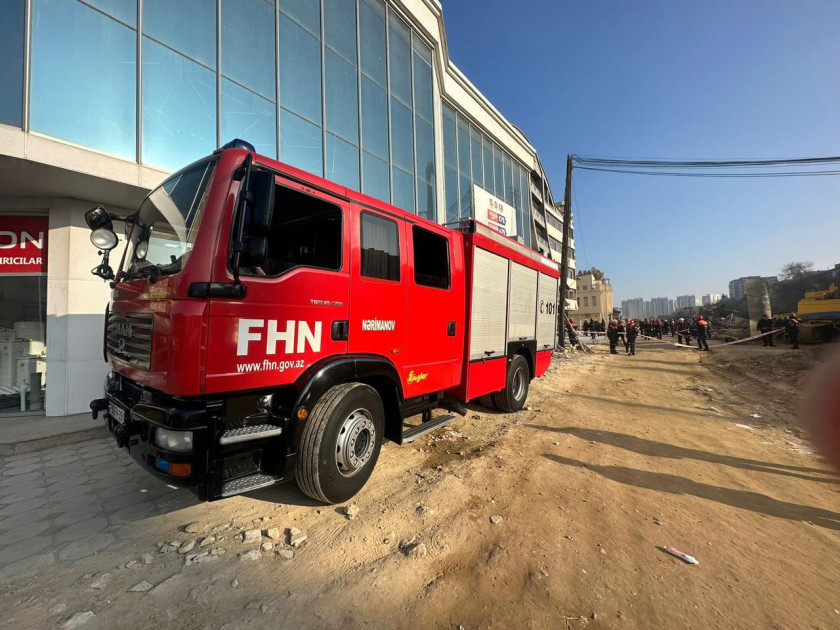 Nərimanovda baş verən partlayış nəticəsində operativ xilasetmə əməliyyatı sayəsində 7 nəfər xilas edilib<font color=red> - FOTOLAR</font>