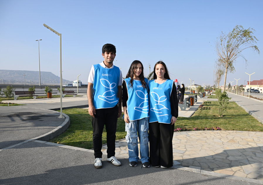 Heydər Əliyev Fondunun vitse-prezidenti Leyla Əliyeva Qaradağda yeni parkın açılışında iştirak edib<font color=red> - FOTOLAR</font>