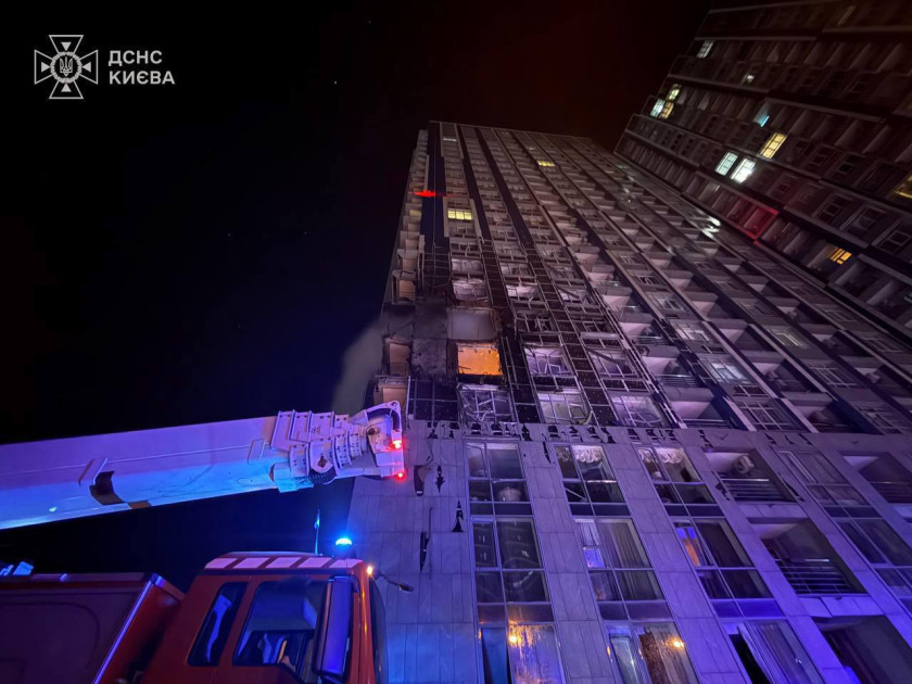 Kiyevdə hava hücumundan ölənlərin sayı artıb<font color='red'> - YENİLƏNİB 3</font><font color=red> - FOTOLAR</font>