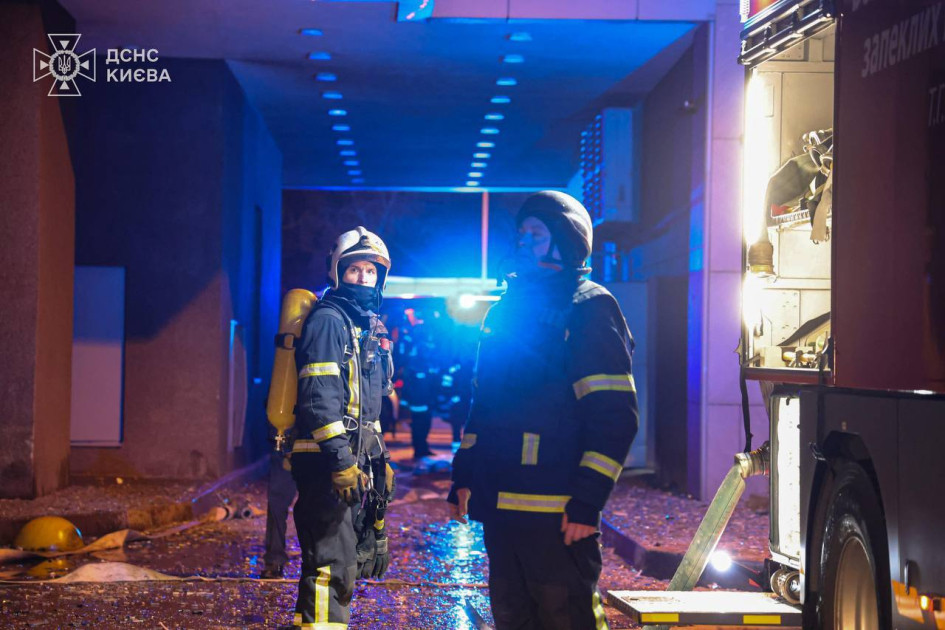 Kiyevdə hava hücumundan ölənlərin sayı artıb<font color='red'> - YENİLƏNİB 3</font><font color=red> - FOTOLAR</font>