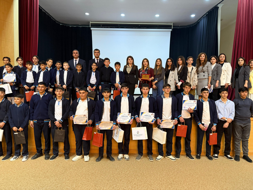 Ombudsman tərəfindən elan olunan esse müsabiqəsinin yekun tədbiri keçirilib<font color=red> - FOTOLAR</font>