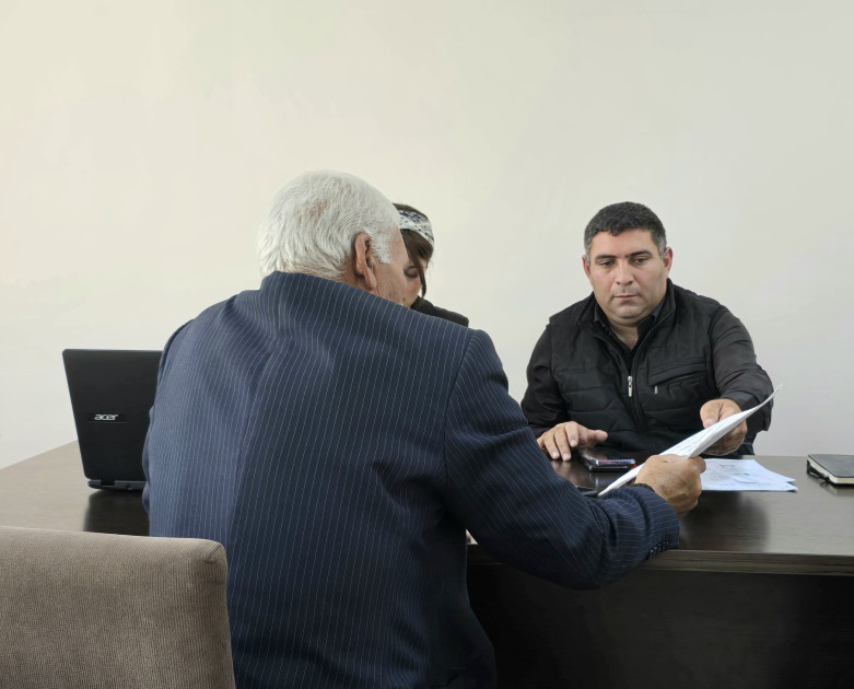 Naxçıvanda əkinlərin bəyan olunması üçün fermerlərə səyyar xidmət göstərilir<font color=red> - FOTOLAR</font>