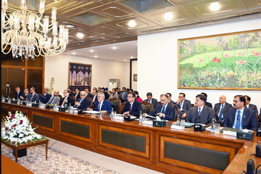 Azərbaycan və Pakistan ticarətin genişləndirilməsini müzakirə edib<font color=red> - FOTOLAR</font>