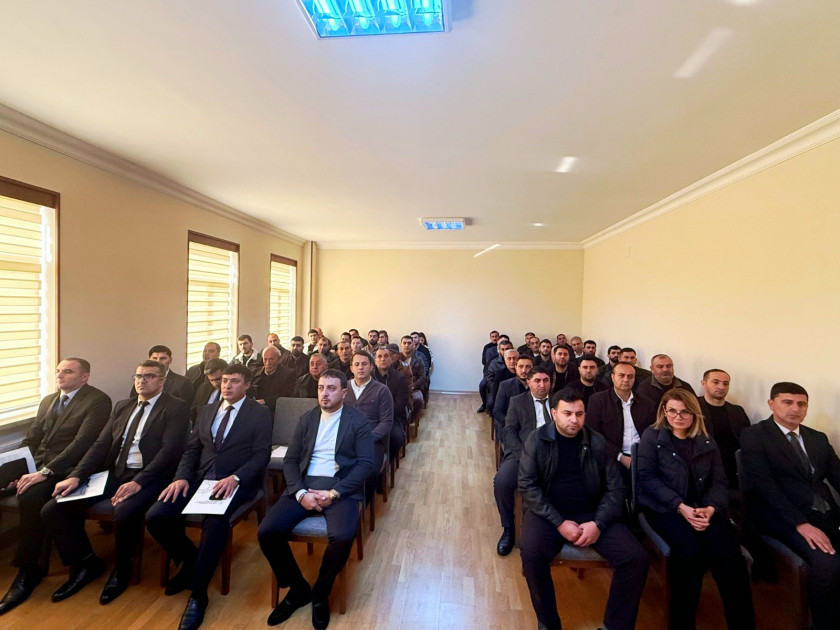 Naxçıvanda vergi ödəyiciləri ilə görüş keçirilib<font color=red> - FOTOLAR</font>