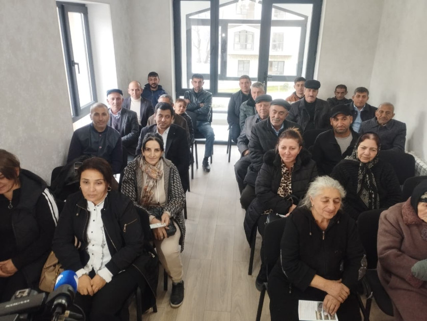 Kəlbəcər şəhərinə köçən ailələrə mənzillərin açarları təqdim olunub<font color='red'> - YENİLƏNİB 2</font><font color=red> - FOTOLAR</font>