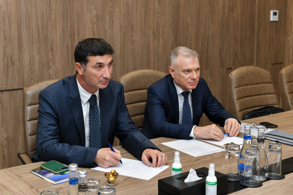 RİNN-də Beynəlxalq Əmək Təşkilatı ilə görüş keçirilib<font color=red> - FOTOLAR</font>