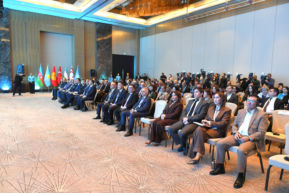 TDT-nin Media Forumu çərçivəsində artan qlobal informasiya təhdidlərinə qarşı dayanıqlı və preventiv addımlar müzakirə edilib<font color=red> - FOTOLAR</font>