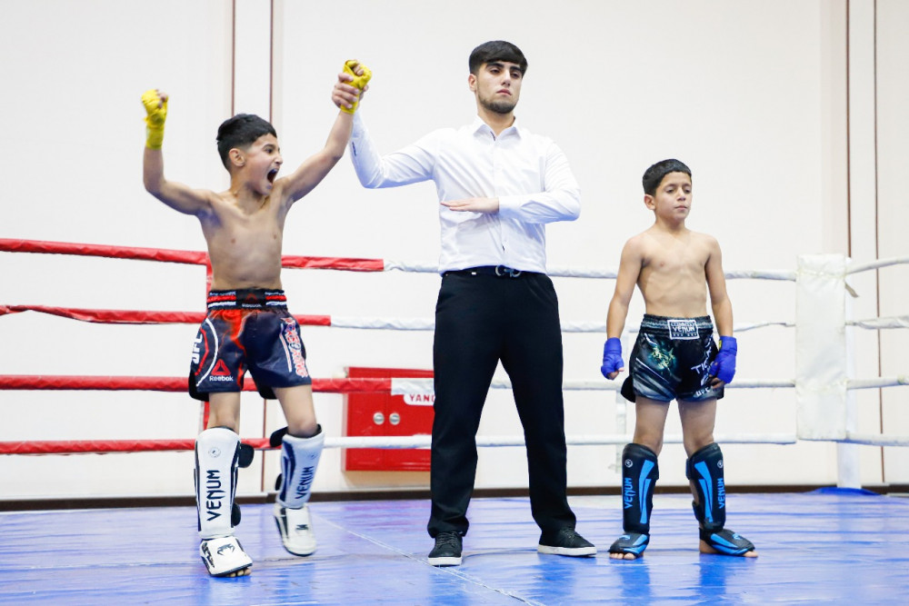 Kikboksinq üzrə muxtar respublika birinciliyi keçirilib<font color=red> - FOTOLAR</font>