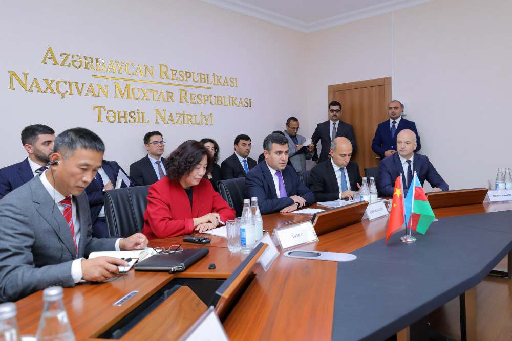 Naxçıvanda “İnteraktiv təhsil yardımı” layihəsinin təqdimatı keçirilib<font color=red> - FOTOLAR</font>