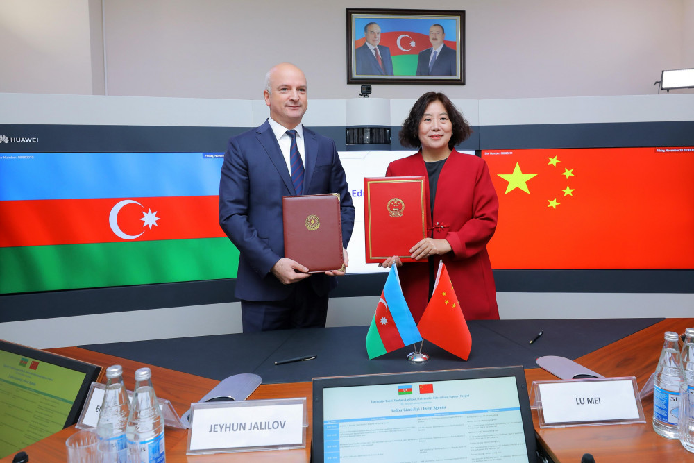 Naxçıvanda “İnteraktiv təhsil yardımı” layihəsinin təqdimatı keçirilib<font color=red> - FOTOLAR</font>