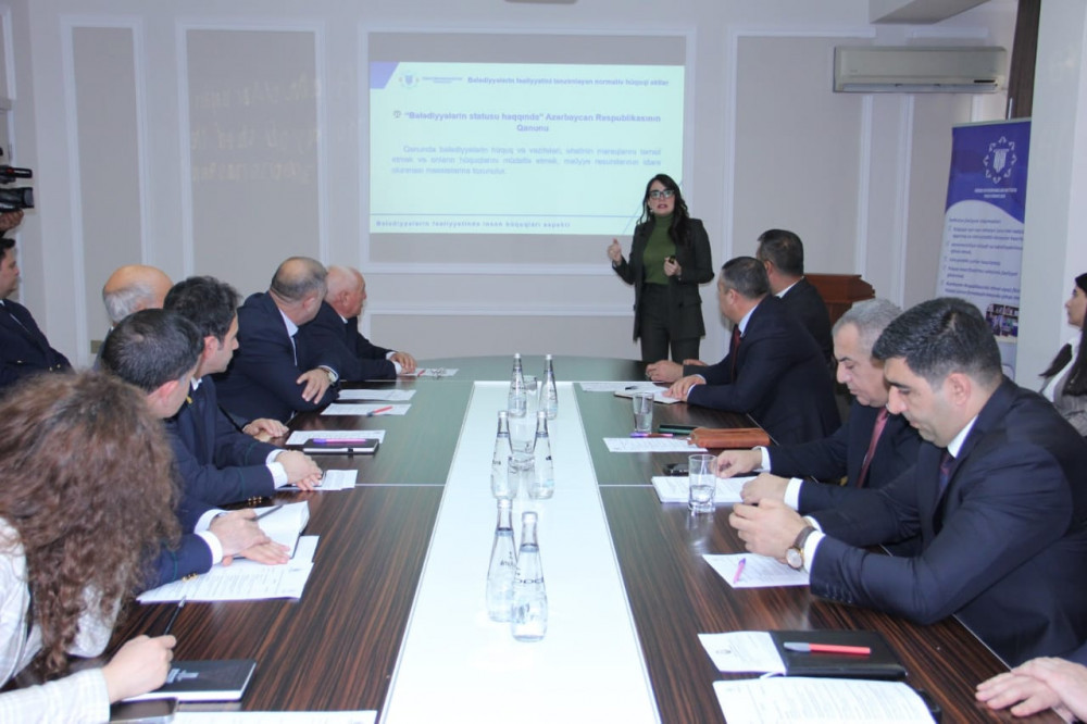 Bələdiyyələrin fəaliyyətində insan hüquqları mövzusunda təlim keçirilib<font color=red> - FOTOLAR</font>