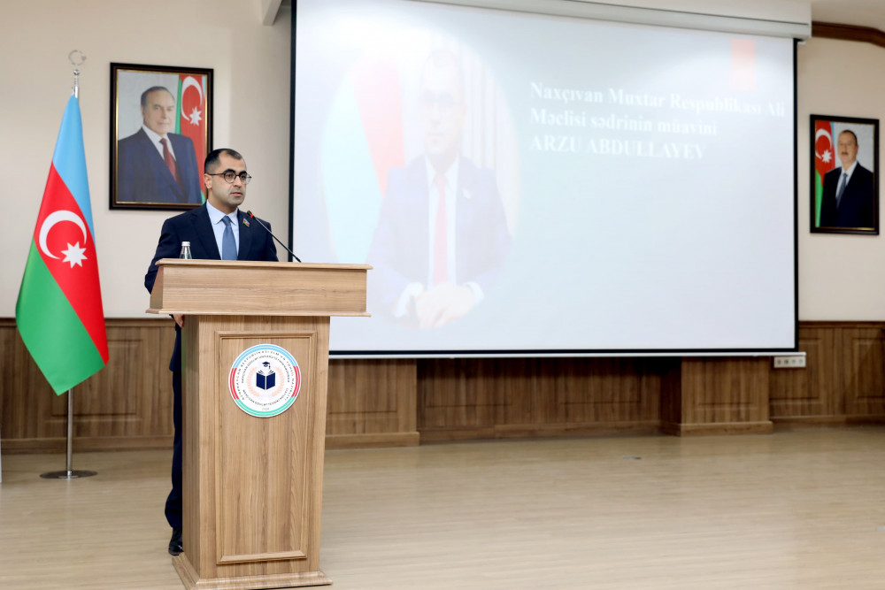 Naxçıvan Dövlət Texniki Kollecinin  100 illik yubiley konfransı keçirilib<font color=red> - FOTOLAR</font>