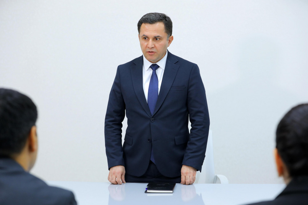 Naxçıvanda yeni təyin olunmuş səhiyyə nazirinin müavini kollektivə təqdim edilib<font color=red> - FOTOLAR</font>