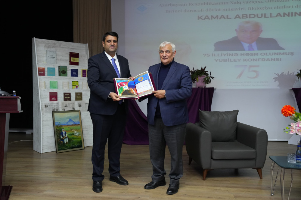   Naxçıvan Dövlət Universitetində Kamal Abdullanın 75 illik yubileyi qeyd olunub<font color=red> - FOTOLAR</font>