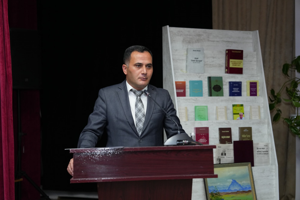   Naxçıvan Dövlət Universitetində Kamal Abdullanın 75 illik yubileyi qeyd olunub<font color=red> - FOTOLAR</font>