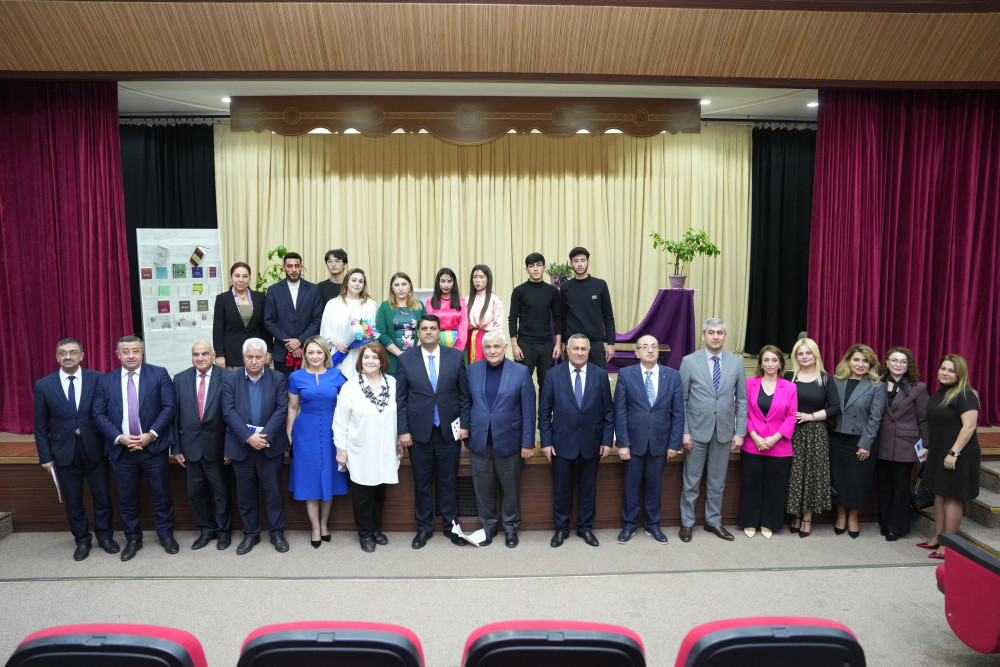   Naxçıvan Dövlət Universitetində Kamal Abdullanın 75 illik yubileyi qeyd olunub<font color=red> - FOTOLAR</font>