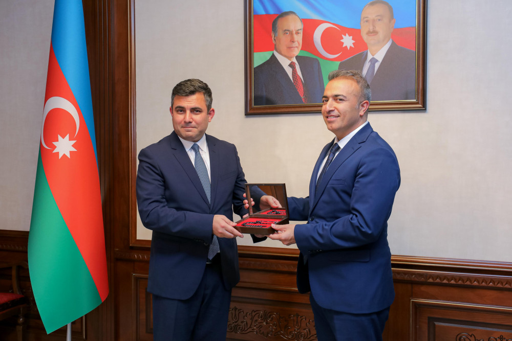 Səlahiyyətli nümayəndə 2-ci Azərbaycan-Türkiyə regional iqtisadi forumunun iştirakçıları ilə görüşüb<font color=red> - FOTOLAR</font>