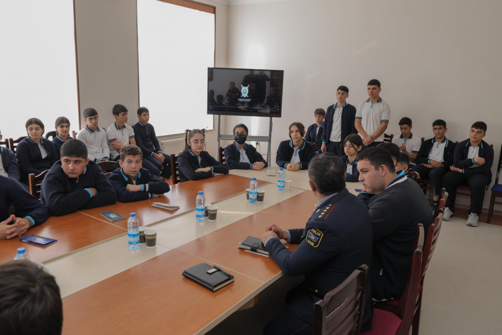 Naxçıvanda məktəblilərlə narkomaniyaya qarşı növbəti maarifləndirici tədbirlər keçirilib<font color=red> - FOTOLAR</font>