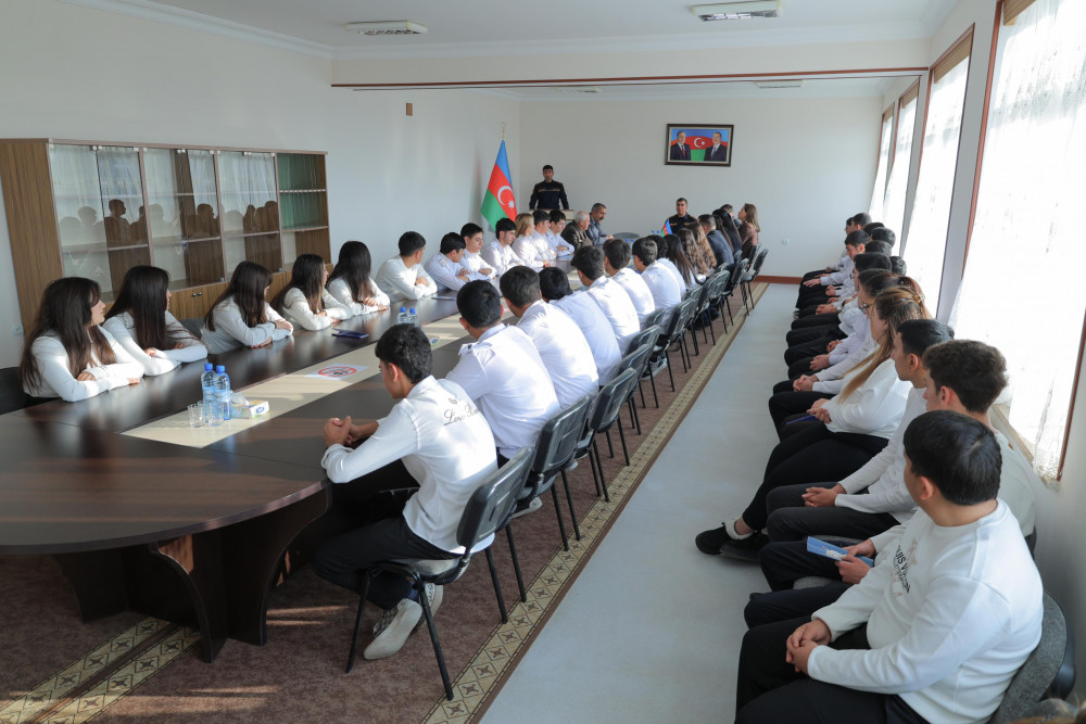 Naxçıvanda məktəblilərlə narkomaniyaya qarşı növbəti maarifləndirici tədbirlər keçirilib<font color=red> - FOTOLAR</font>