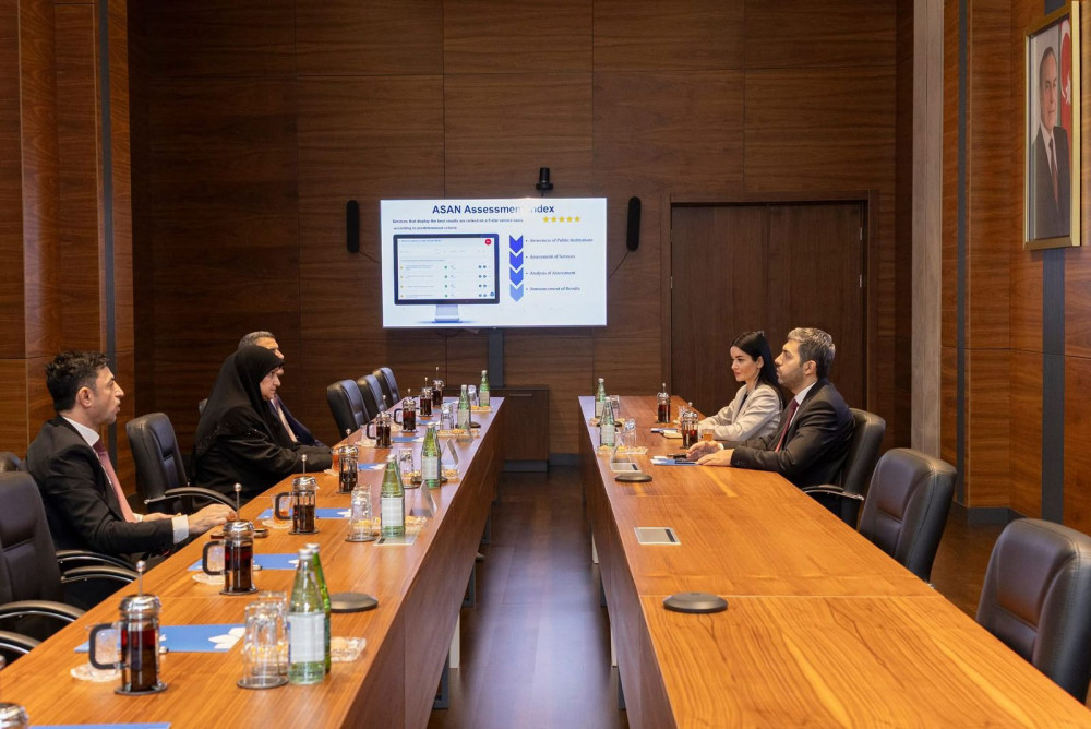 İraqın rabitə naziri “ASAN xidmət”də<font color=red> - FOTOLAR</font>