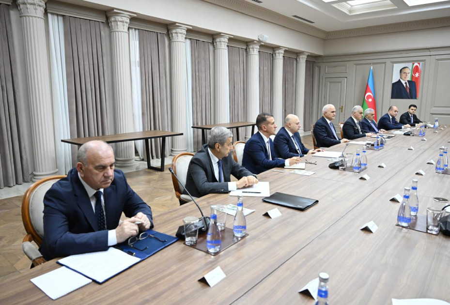 Baş nazirin müavini Şahin Mustafayev İranın xarici işlər naziri ilə görüşüb<font color=red> - FOTOLAR</font>