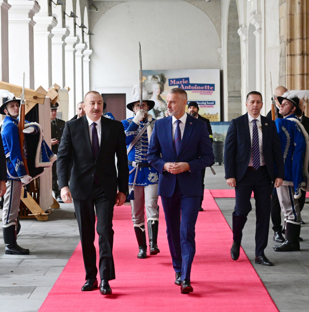 Prezident İlham Əliyevin Slovakiya Milli Şurasının sədri ilə təkbətək və geniş tərkibdə görüşləri olub <font color='red'> - YENİLƏNİB</font><font color=red> - FOTOLAR</font>