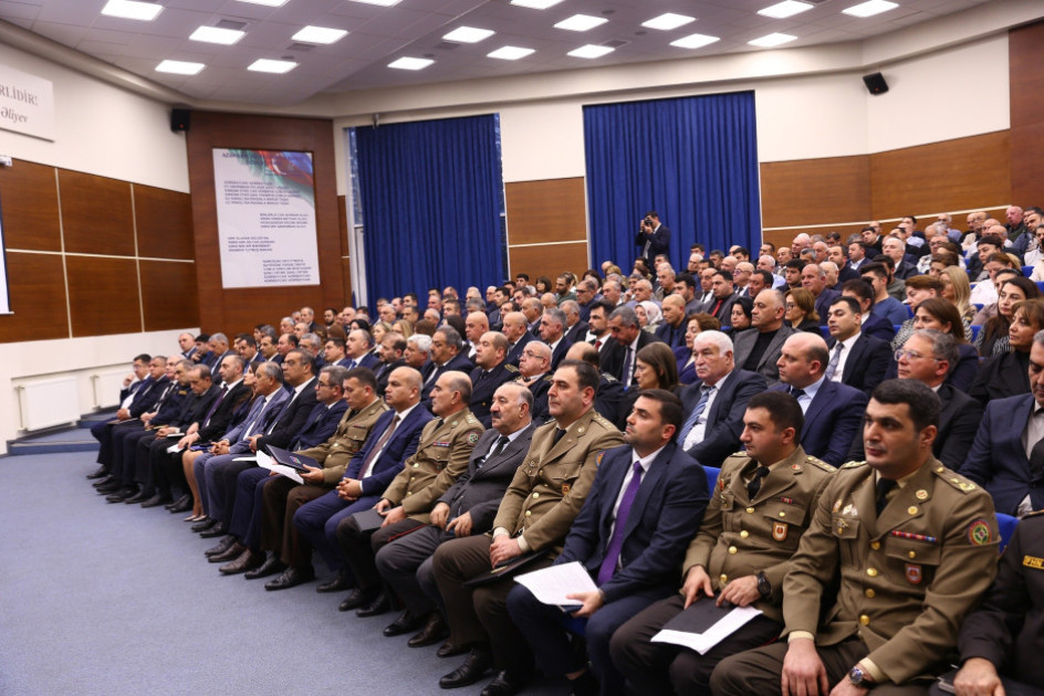 Mülki müdafiə sahəsində görülmüş işlər və qarşıda duran vəzifələr müzakirə olunub<font color=red> - FOTOLAR</font>