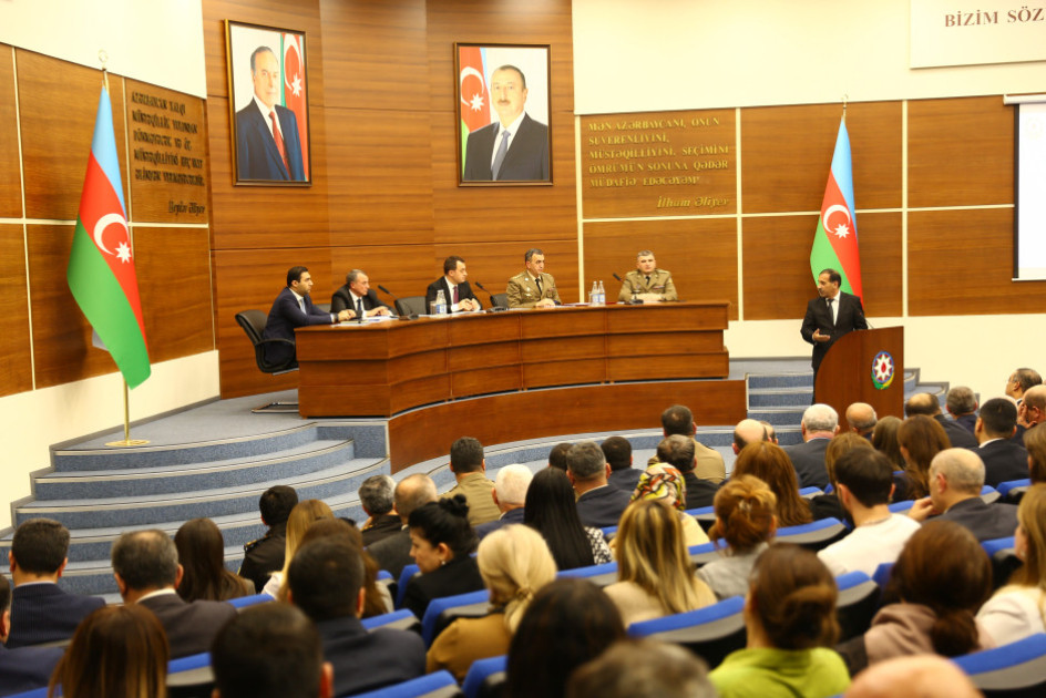 Mülki müdafiə sahəsində görülmüş işlər və qarşıda duran vəzifələr müzakirə olunub<font color=red> - FOTOLAR</font>