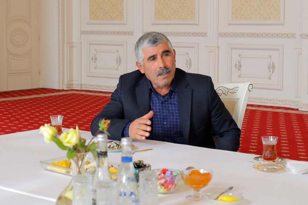 Səlahiyyətli nümayəndə şəhid ailələri üzvləri və qazilərlə görüşüb<font color=red> - FOTOLAR</font>