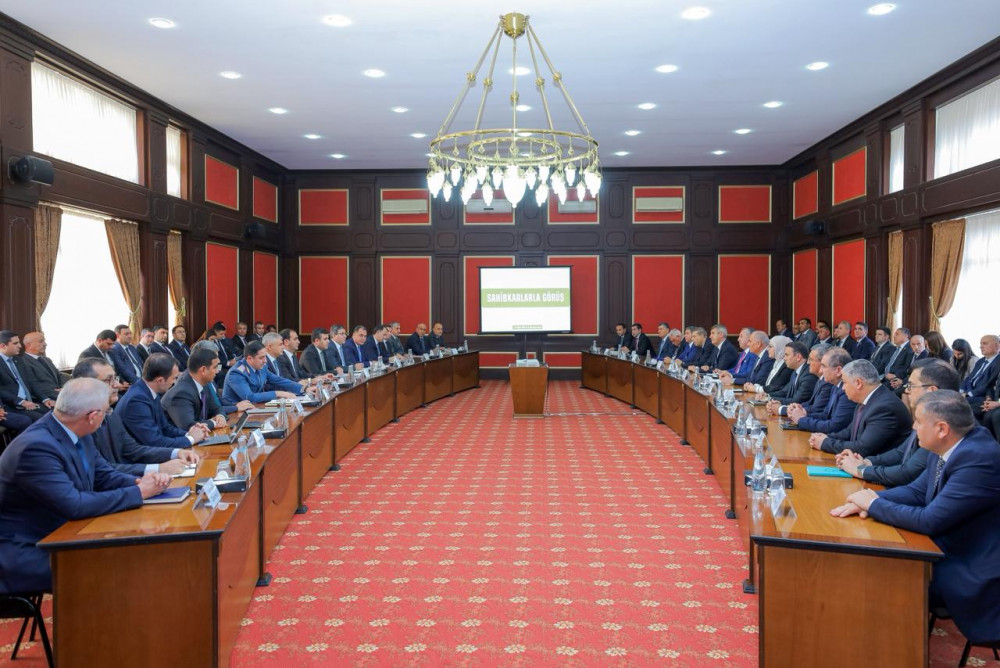 Naxçıvanda sahibkarlarla görüş keçirilib<font color=red> - FOTOLAR</font>