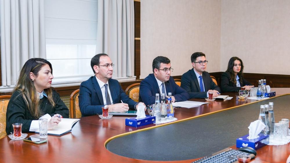 Səlahiyyətli nümayəndə Böyük Britaniya nümayəndə heyəti ilə görüşüb<font color=red> - FOTOLAR</font>