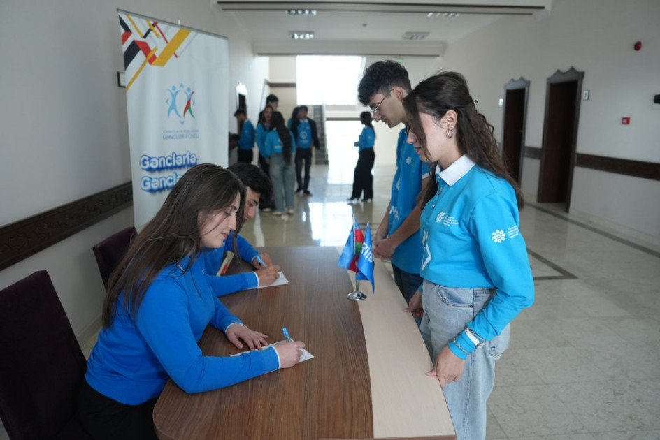 “Media savadlılığı” çərçivəsində Naxçıvanda təlimlər təşkil olunub<font color=red> - FOTOLAR</font>