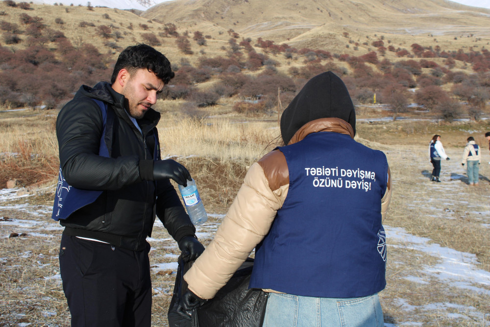 Naxçıvanda “Konstitusiya və Suverenlik İli” çərçivəsində növbəti təmizlik aksiyası keçirilib<font color=red> - FOTOLAR</font>