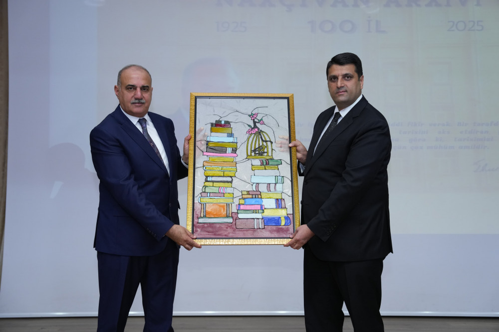 Naxçıvan Muxtar Respublikası Dövlət Arxivinin 100 illik yubileyinə həsr olunmuş tədbir keçirilib<font color=red> - FOTOLAR</font>