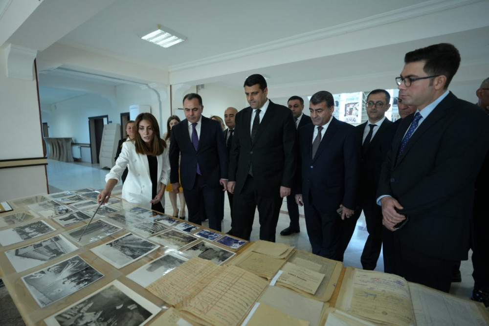 Naxçıvan Muxtar Respublikası Dövlət Arxivinin 100 illik yubileyinə həsr olunmuş tədbir keçirilib<font color=red> - FOTOLAR</font>