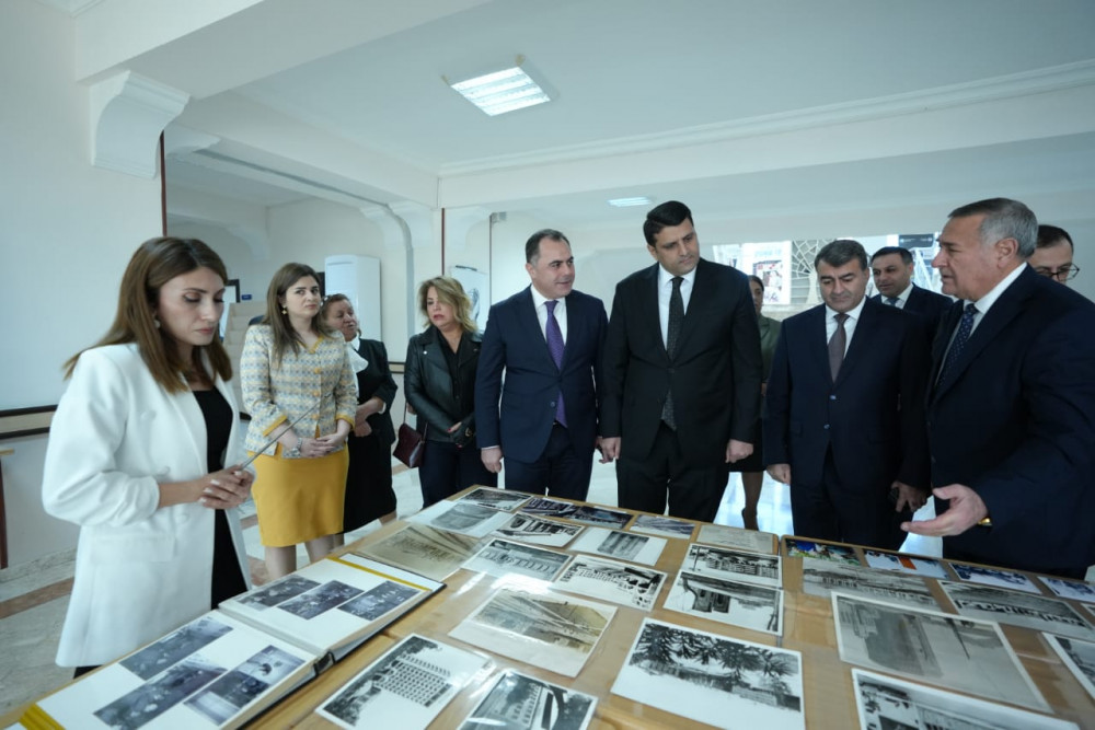 Naxçıvan Muxtar Respublikası Dövlət Arxivinin 100 illik yubileyinə həsr olunmuş tədbir keçirilib<font color=red> - FOTOLAR</font>