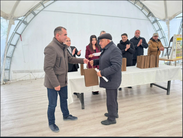 Növbəti köç karvanı Laçına çatıb, mənzillərin açarları təqdim olunub<font color=red> - FOTOLAR</font>