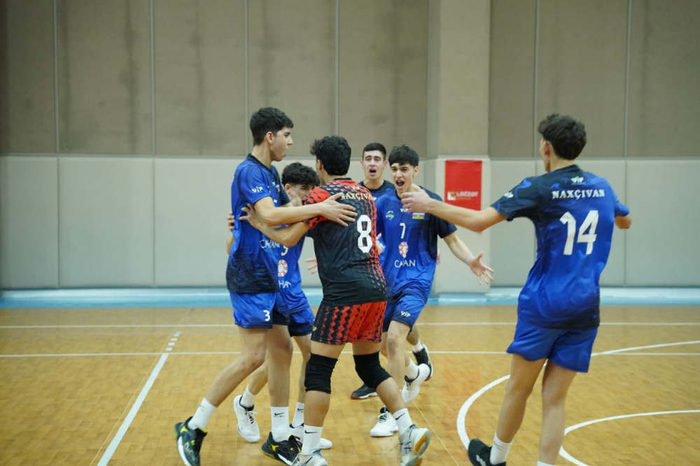 Naxçıvanda Voleybol üzrə "Suverenlik Kuboku"  uğrunda birinciliyə start verilib<font color=red> - FOTOLAR</font>