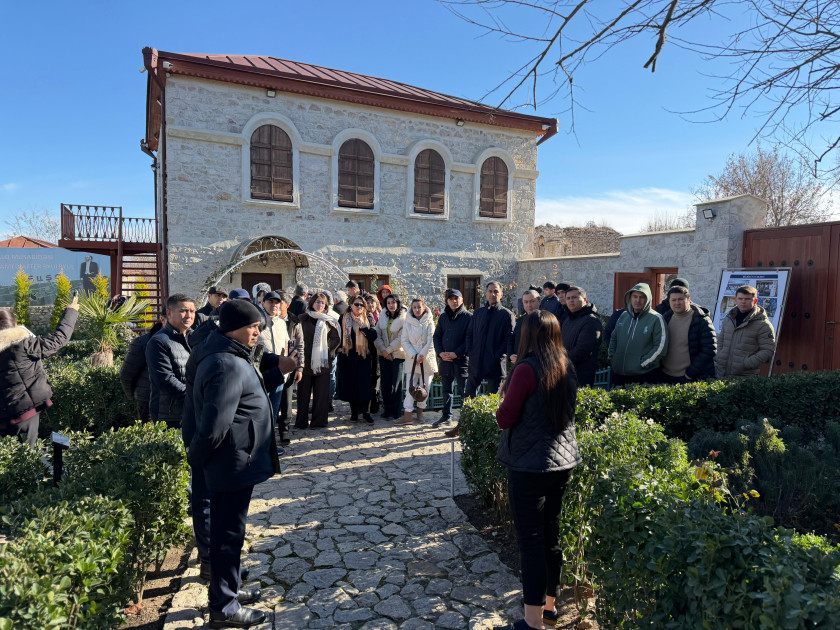 Özbəkistanın tanınmış incəsənət nümayəndələri Şuşaya səfər edib<font color=red> - FOTOLAR</font>