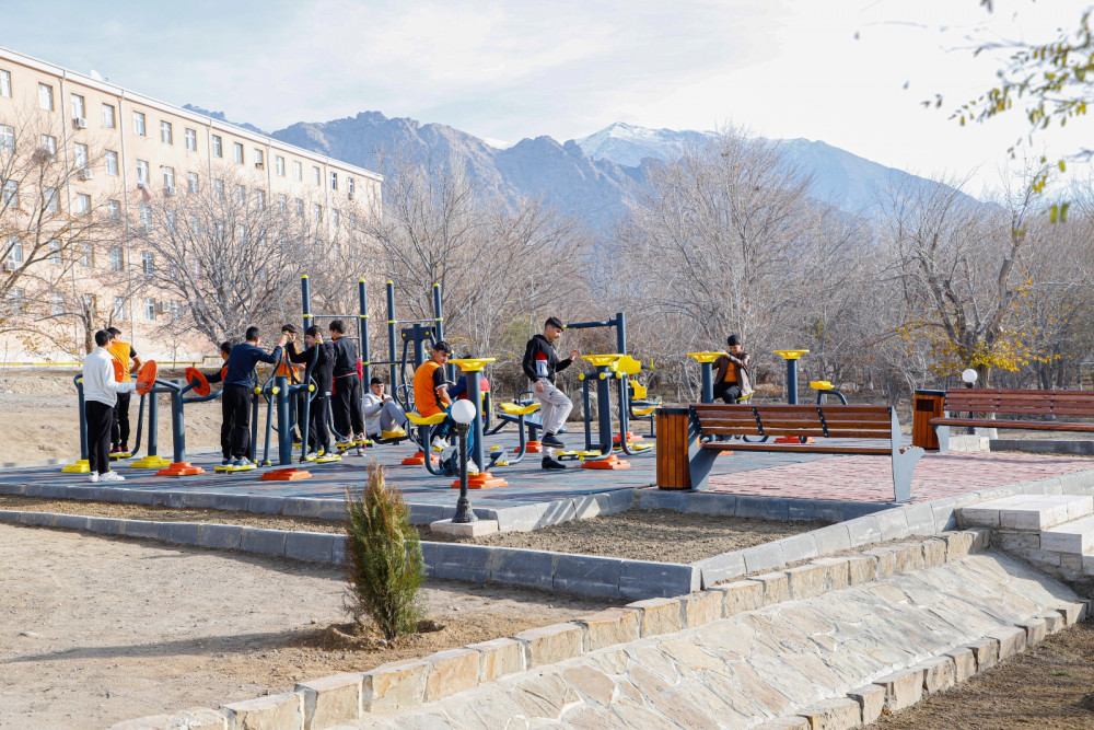 Ordubad şəhərində açıq hava idman qurğuları istifadəyə verilib<font color=red> - FOTOLAR</font>